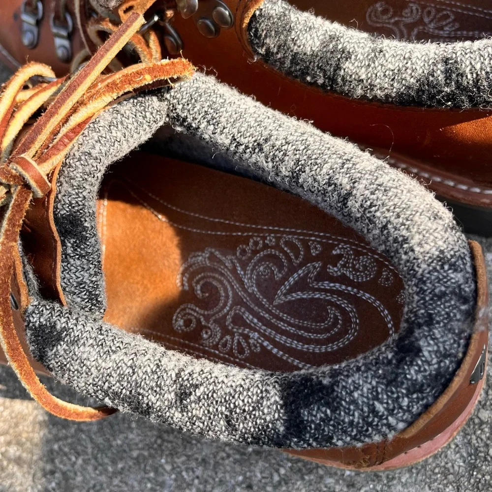 Men’s OluKai Mauna Lalo Brown Leather Hiking Boots Shoes Wool Collar 9.5